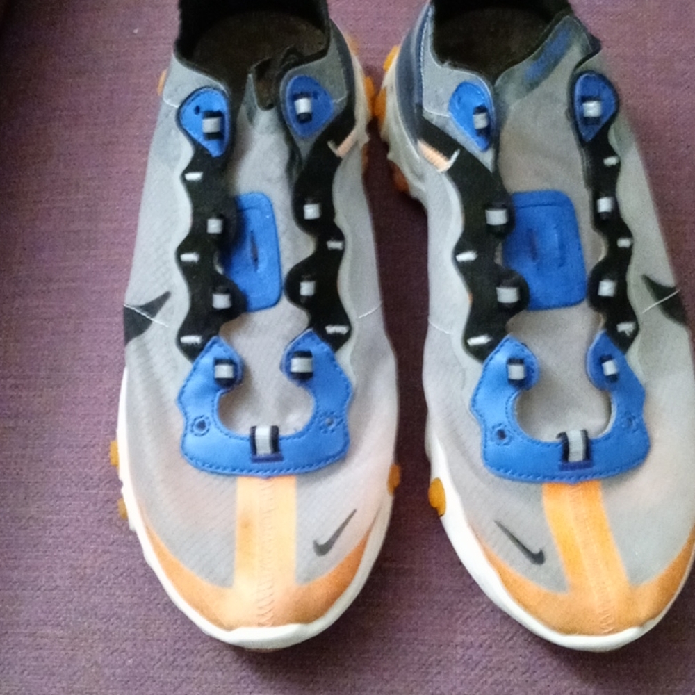 Nike react